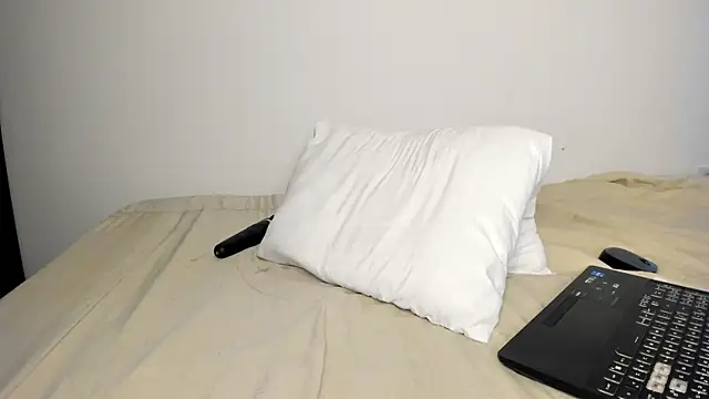 KhaliDrips's cam snapshot