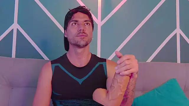 Adam_MillanFF's cam snapshot