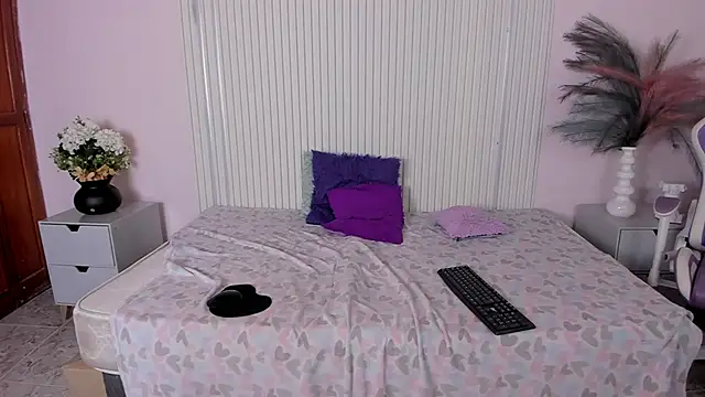 ZoeFox5's cam snapshot