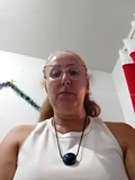 MILEIDE980 live sex cam