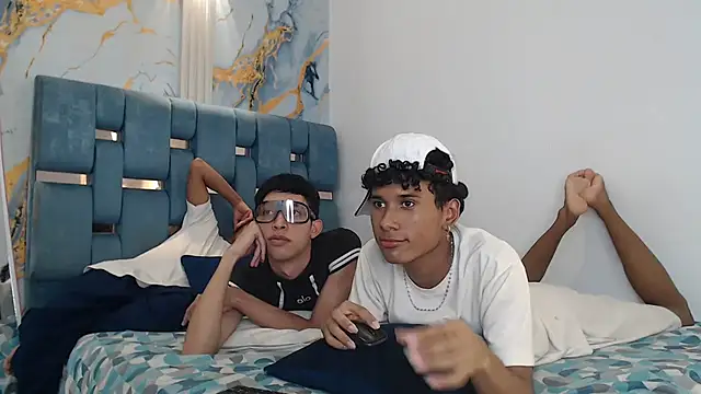 SWEET_RABBIT1 live sex cam