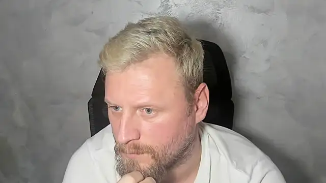 ALEX_BEAUTY2025's cam snapshot