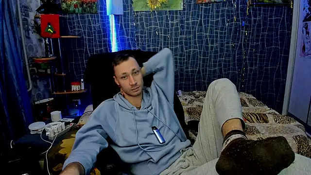 CuteBoy228's cam snapshot