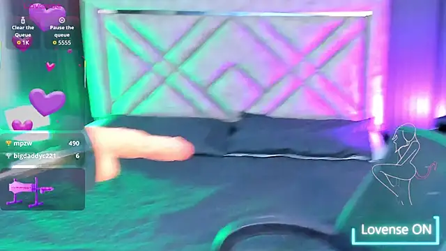 Almaablack's cam snapshot