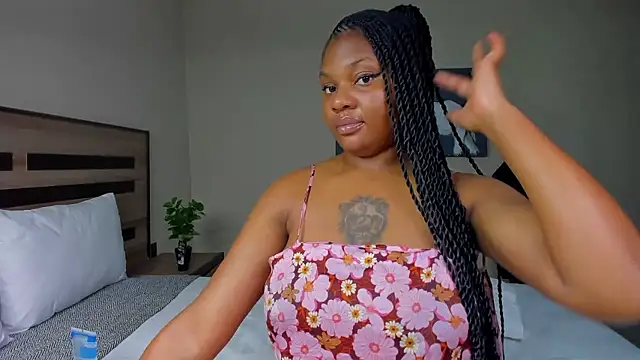 Renee-18 live sex cam