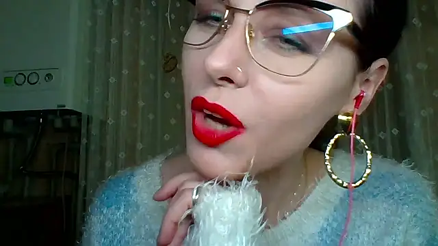 LuminousLady live sex cam