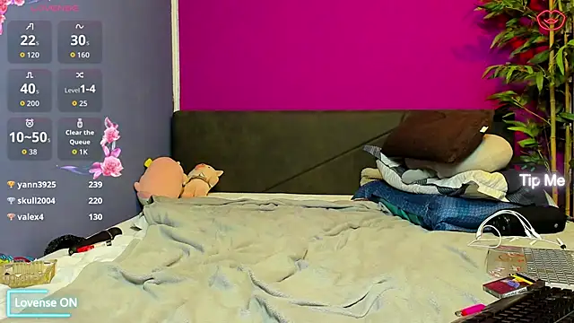 leeahnoirr live sex cam