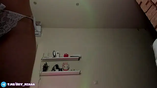 Ary_mia's cam snapshot