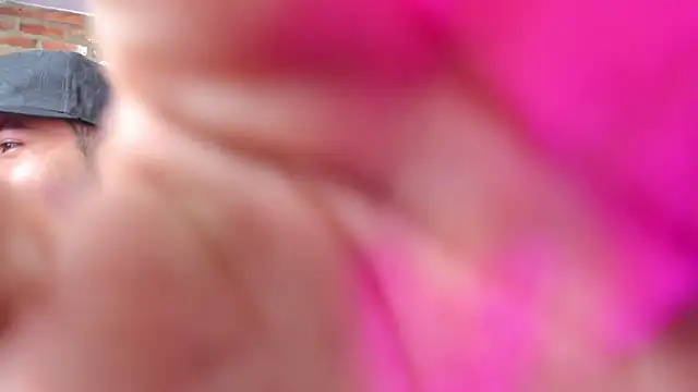 HotThreesoome live sex cam