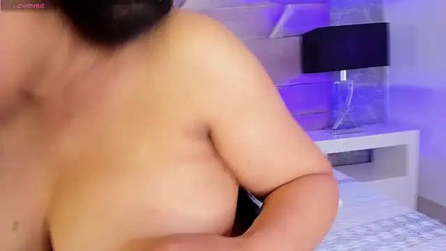 Ivy_Coopper's cam snapshot