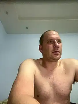 Krzysiekg123 live sex cam