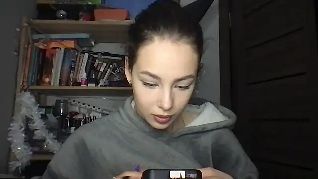 Yuna5343 live sex cam