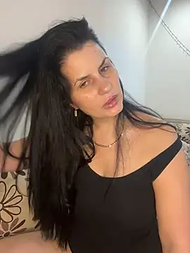 SweetBrunett3's cam snapshot