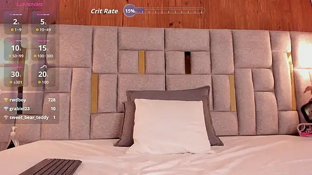 Alana_Thompson_'s cam snapshot