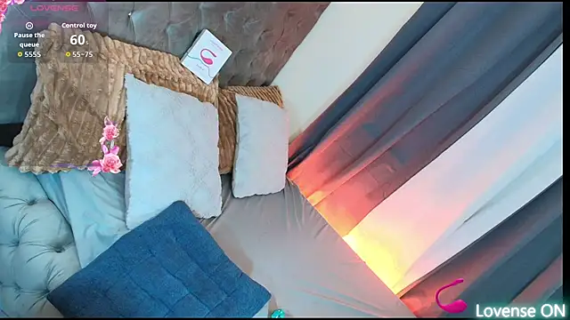 UrDreamGirl69x live sex cam