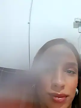 ofjuliaa live sex cam