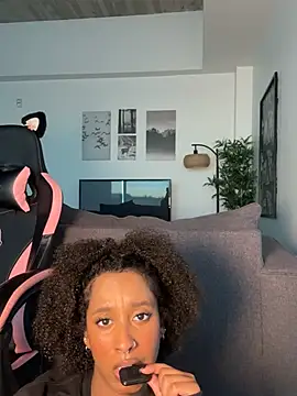 Your_Paris live sex cam