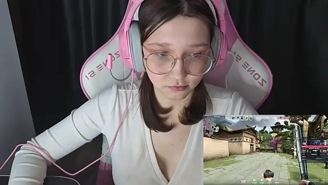 Pink-Aura-'s cam snapshot