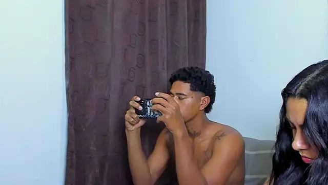 violet_and_myers live sex cam