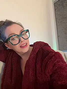 FemDom_RubyKnightXXO's cam snapshot