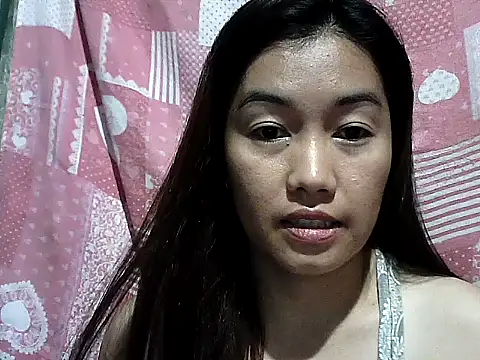 CreamyPussy30's cam snapshot