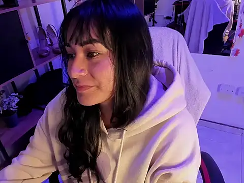 Dhany_Naugthy_ live sex cam