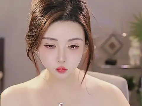 Qiaoqiao__ live sex cam