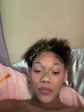 Tamiii420 live sex cam