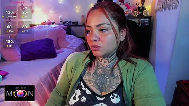 honey_mooon's cam snapshot