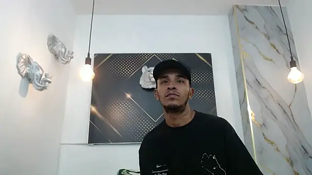 JordanAndAndrew's cam snapshot