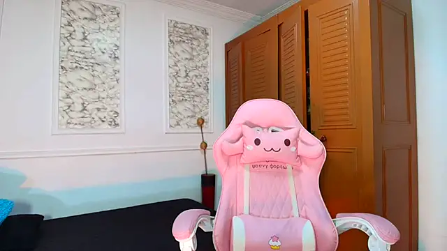 Danella_houston's cam snapshot