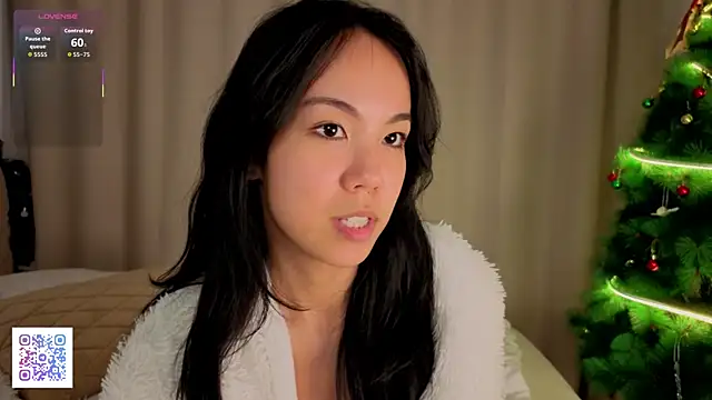 FreedaKulow live sex cam