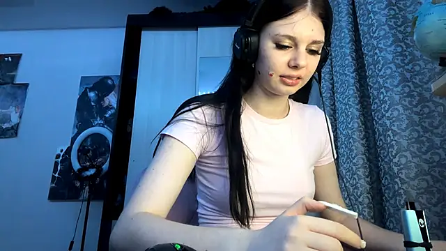 AnGallo's cam snapshot