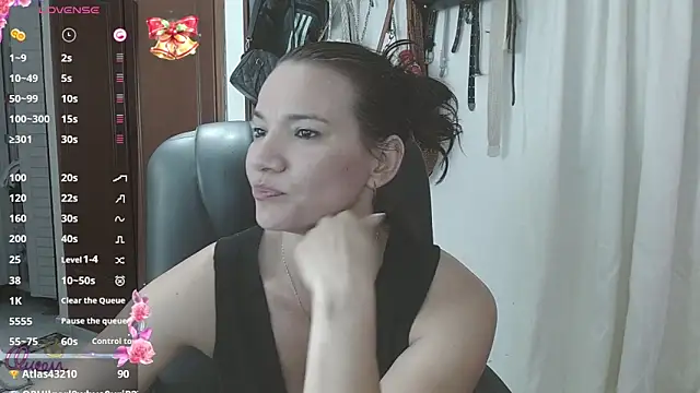 Scarlett_3X's cam snapshot