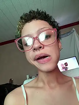 jojosbizarrelyf live sex cam