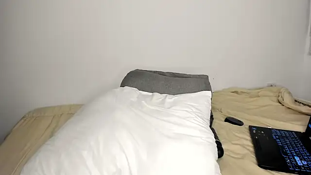 KhaliDrips's cam snapshot