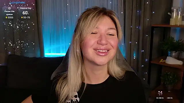 MilaBott's cam snapshot