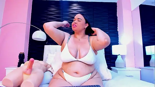 Valery_Nasty__ live sex cam