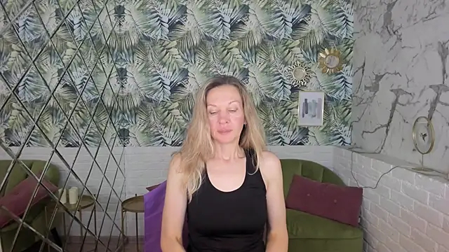 NancyGrace live sex cam