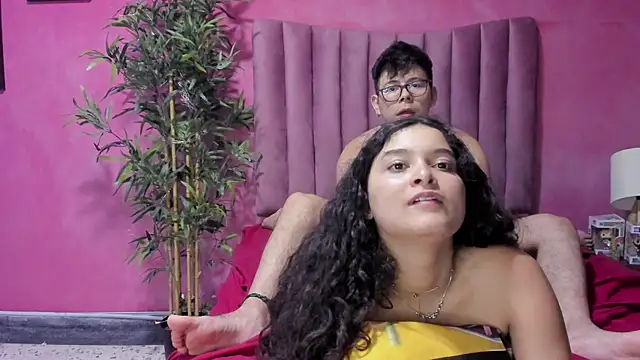 JustiinJazmin live sex cam