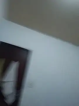 lauramartins7's cam snapshot