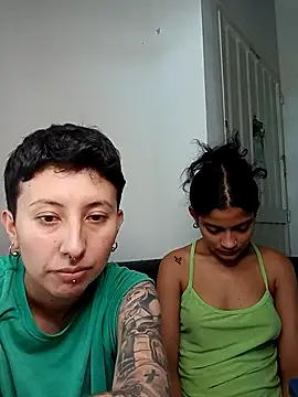 Mei_and_Gaby live sex cam