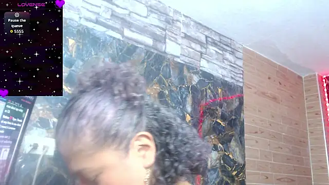 mia_pazzi's cam snapshot