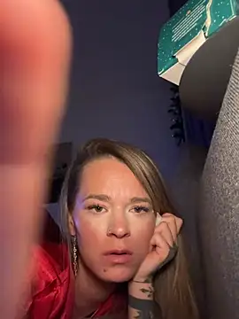 vinique99 live sex cam