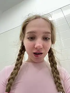 bambi_lu's cam snapshot