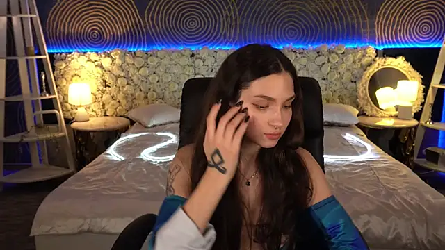 BabyFlowerr's cam snapshot