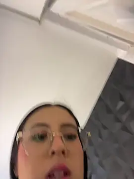 Juanita-Diaz live sex cam