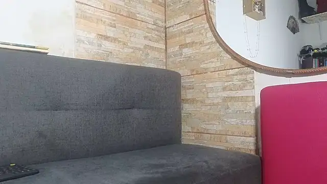 Amadamilf1980 live sex cam