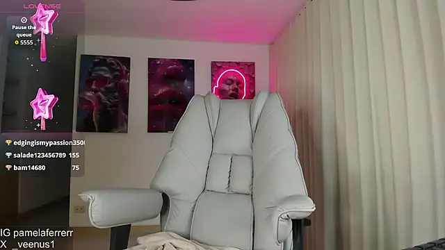 _veenus live sex cam