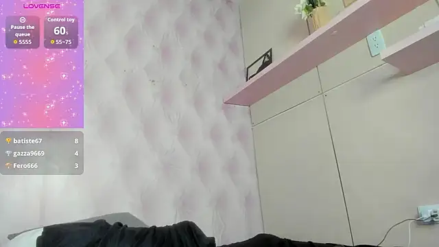 _BellaBliss's cam snapshot